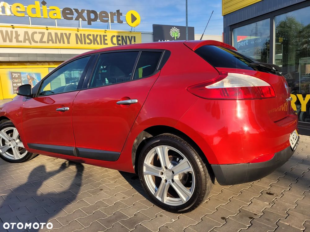 Renault Megane TCe 130 Dynamique - 5