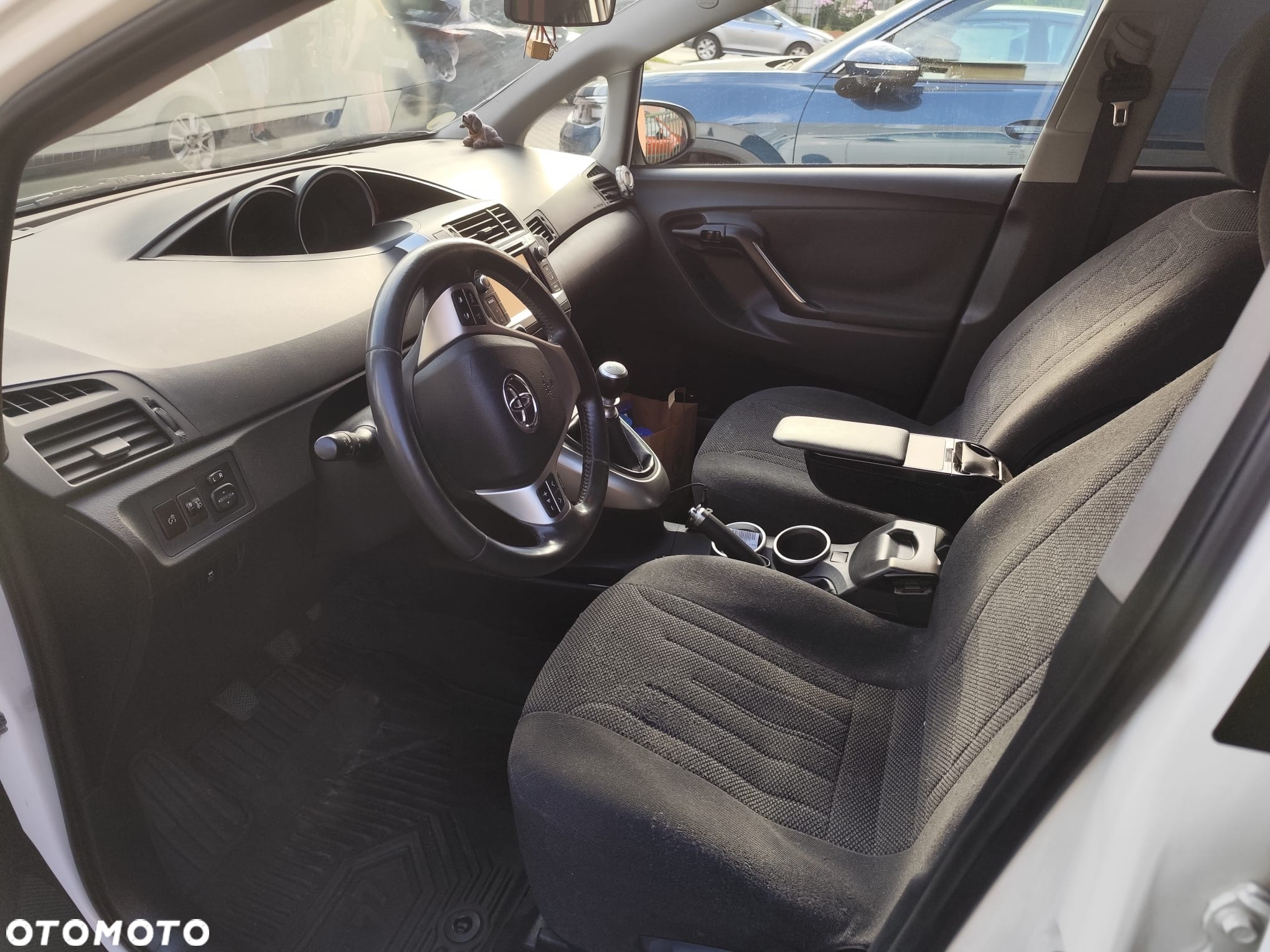 Toyota Verso 2.0 D-4D 5-Sitzer - 17