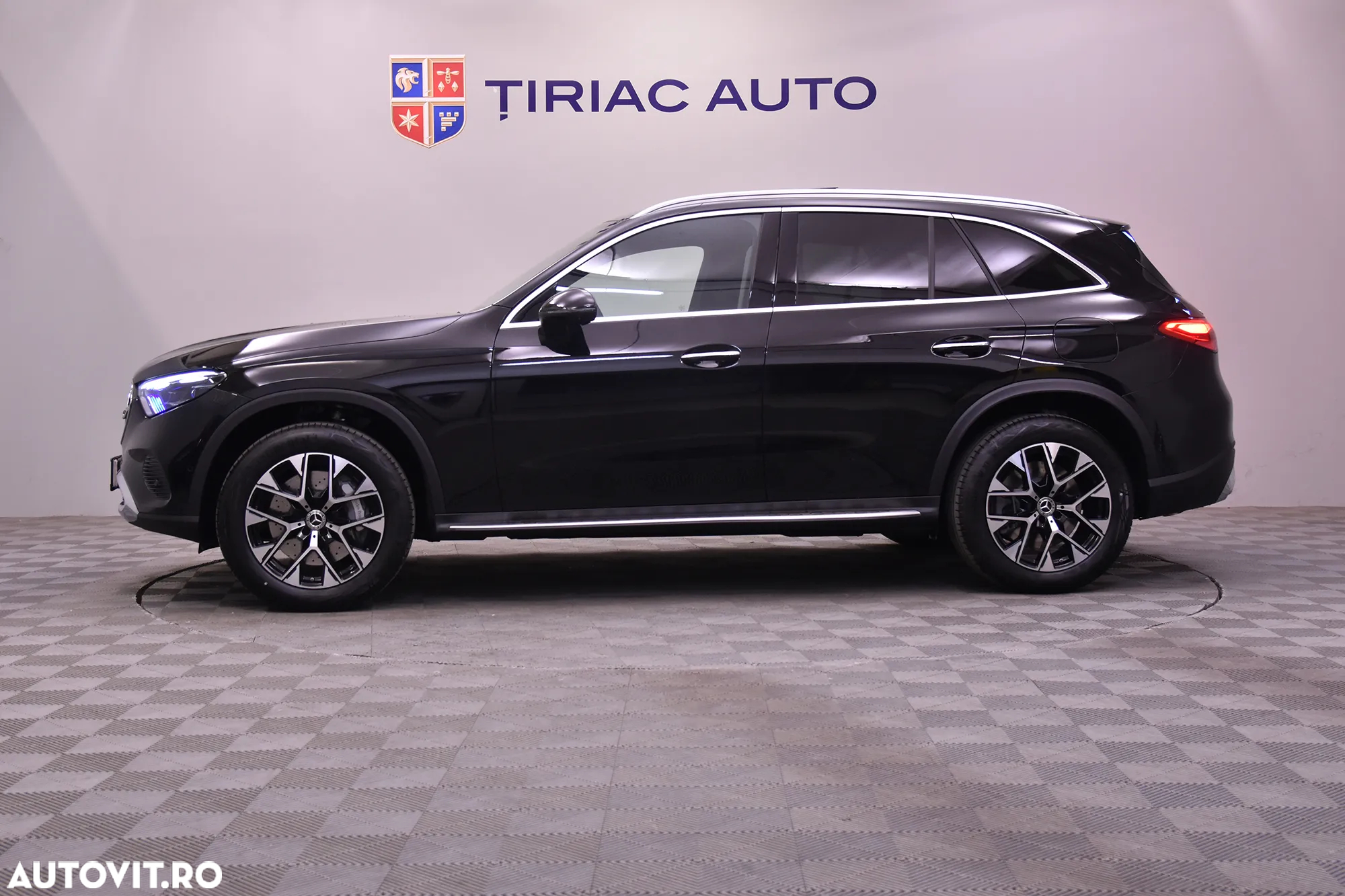 Mercedes-Benz GLC 200 4MATIC MHEV - 2