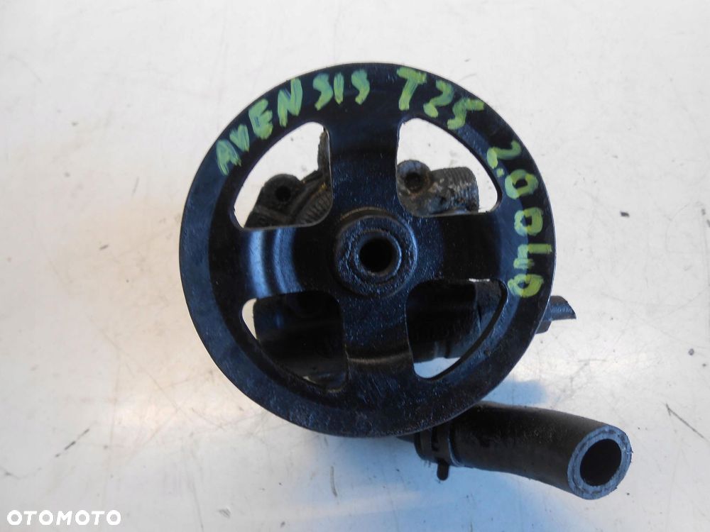 pompa wspomagania toyota avensis t25 2.0 d4d # - 1