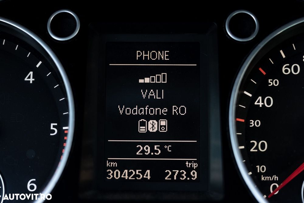 Volkswagen Passat 2.0 TDI BlueMotion Technology Comfortline DSG - 17