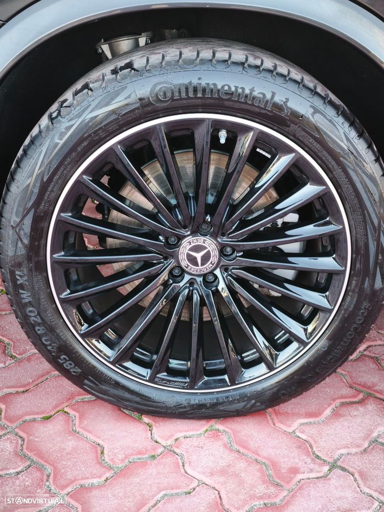 Mercedes-Benz GLC 300 - 12