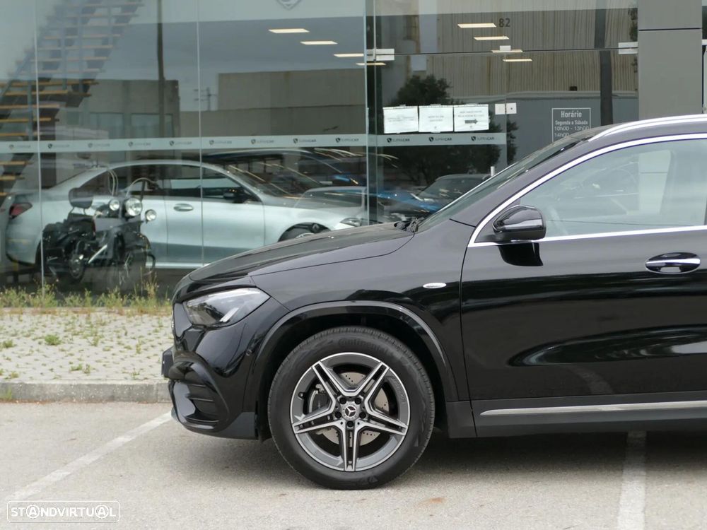 Mercedes-Benz GLA 250 e AMG Line - 17