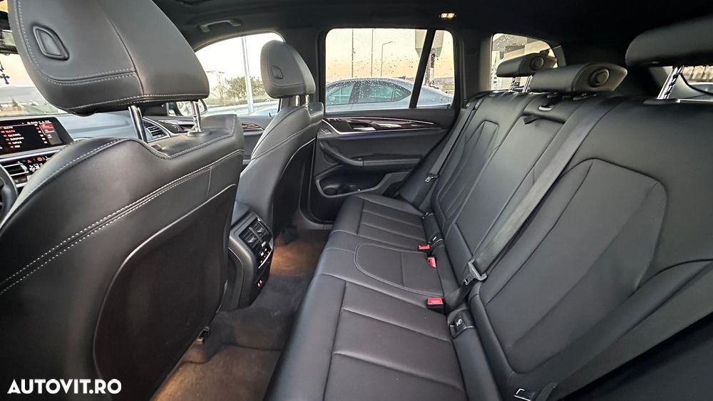 BMW X3 xDrive30i AT Luxury Line - 28