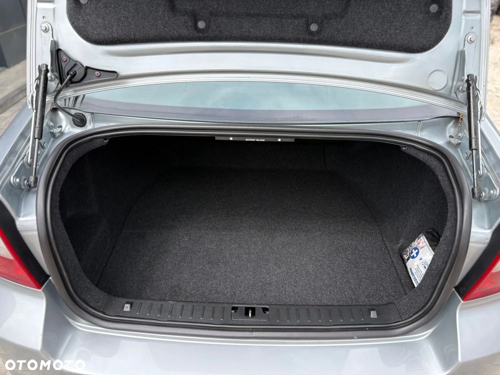 Volvo S80 2.4D Momentum - 12