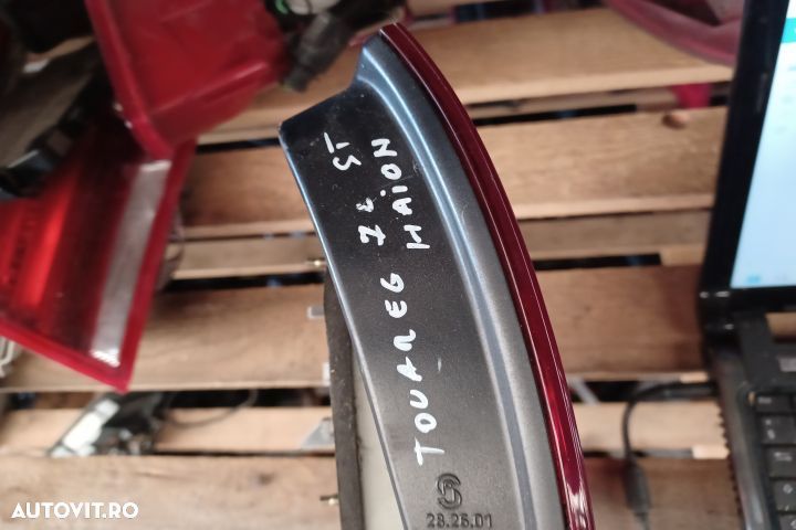 Lampa stop stanga pe hayon Volkswagen VW Touareg generatia 1 7L  [din 2002 pana  2007] seria Crosso - 1