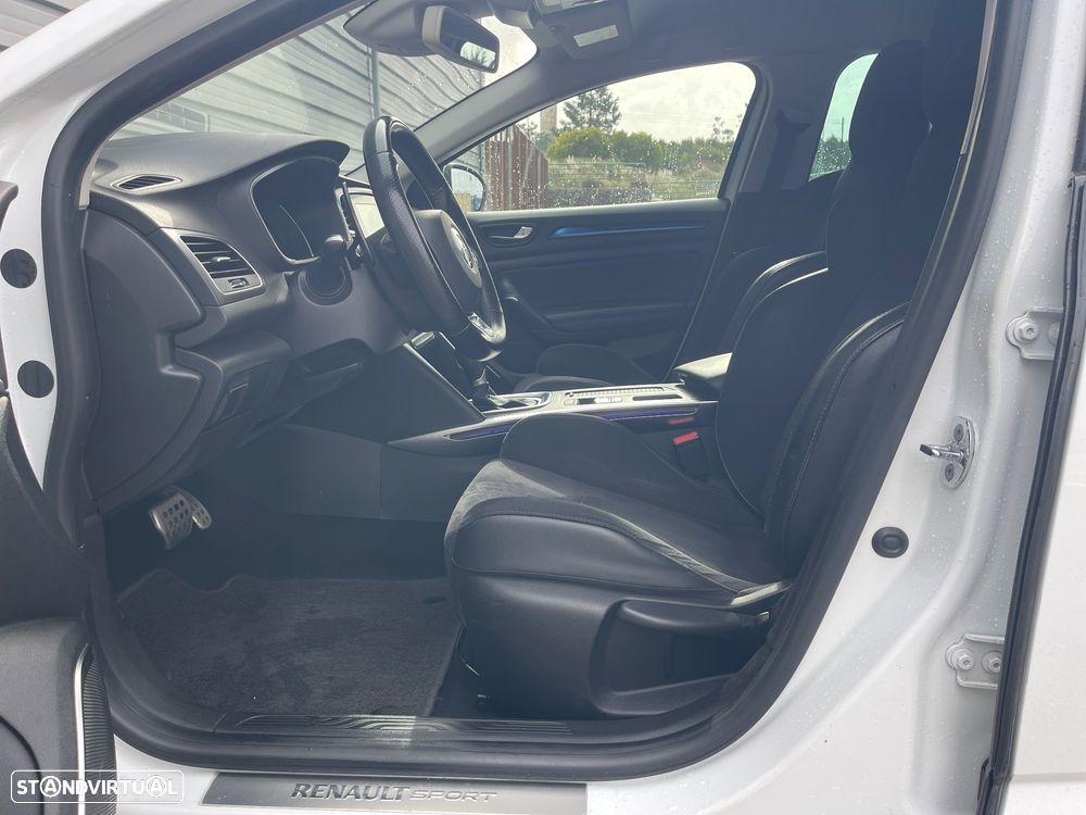 Renault Mégane Sport Tourer 1.6 dCi GT EDC - 9