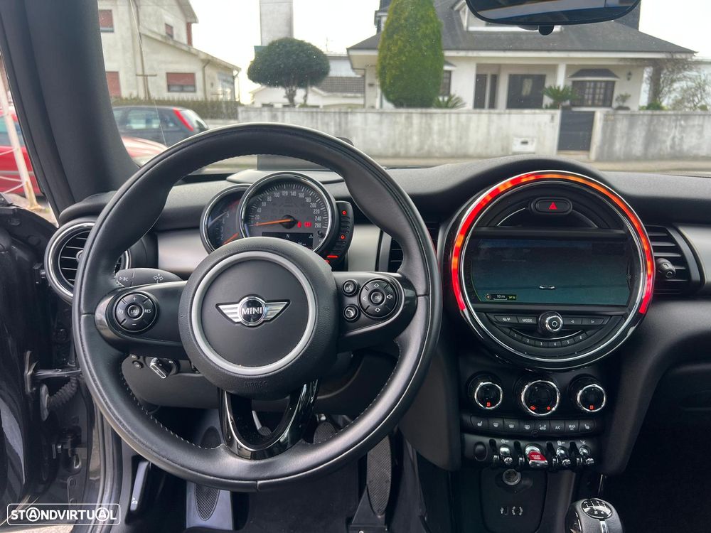 MINI 3 Portas Cooper D - 18