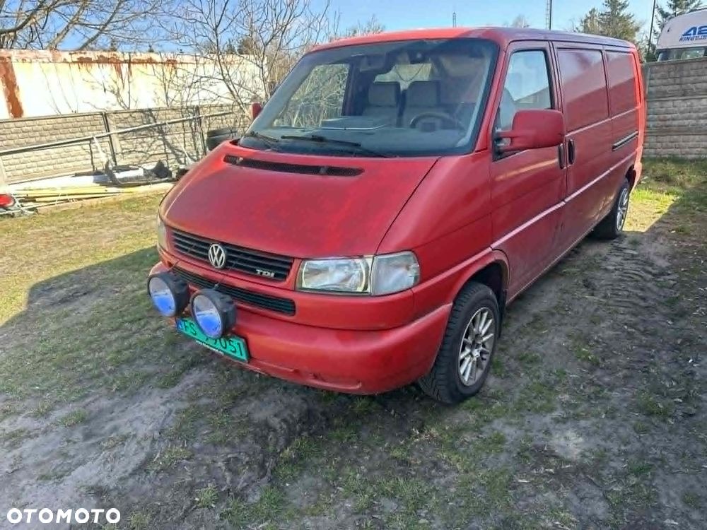 Volkswagen Transporter - 1