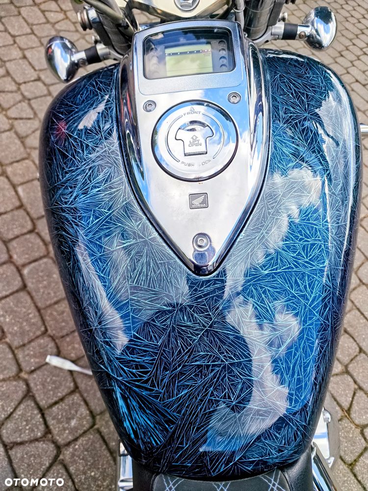 Honda VTX - 8