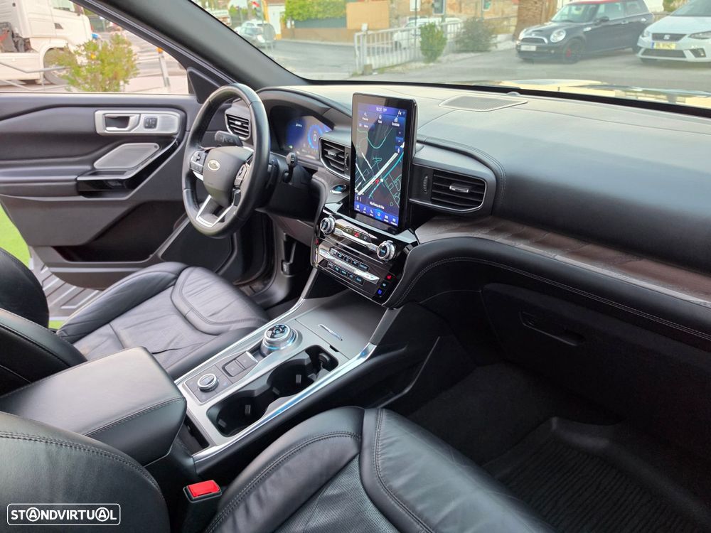 Ford Explorer 3.0 EcoBoost PHEV Platinum - 35