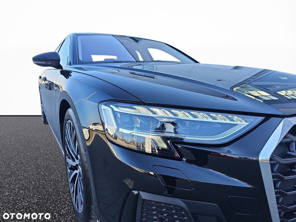 Audi A8 - 12