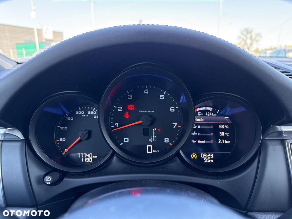 Porsche Macan Standard - 15