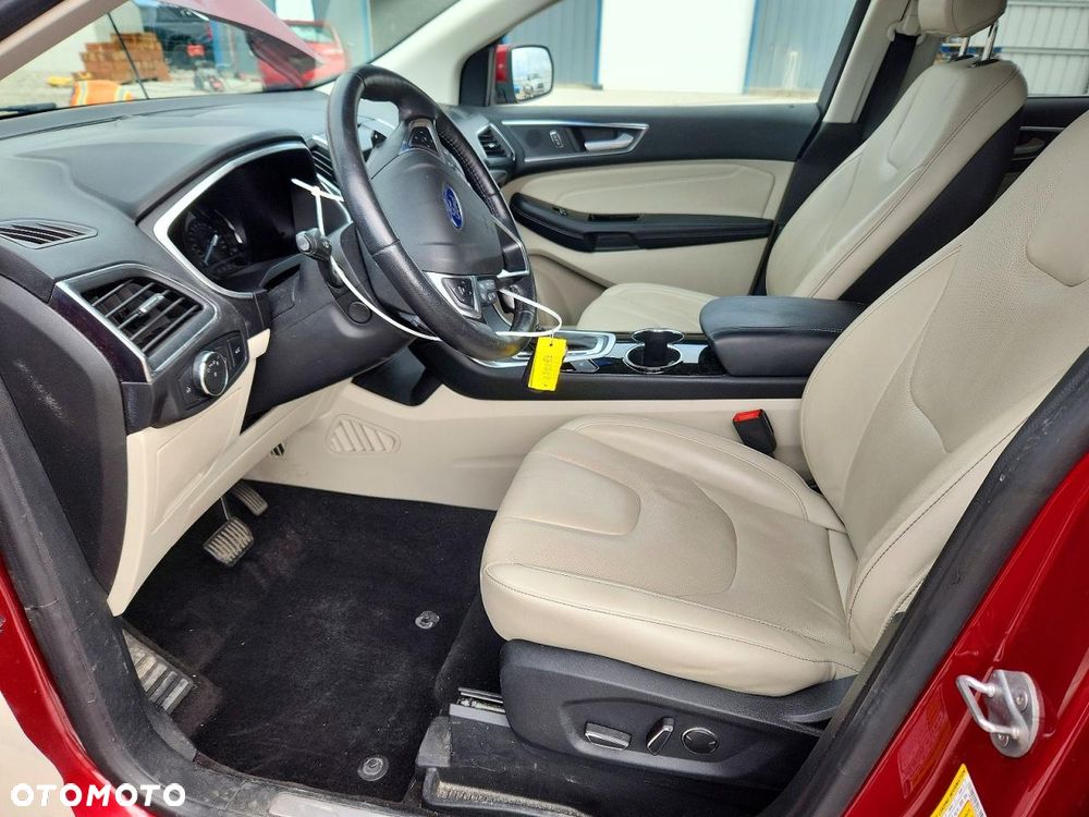 Ford Edge - 6