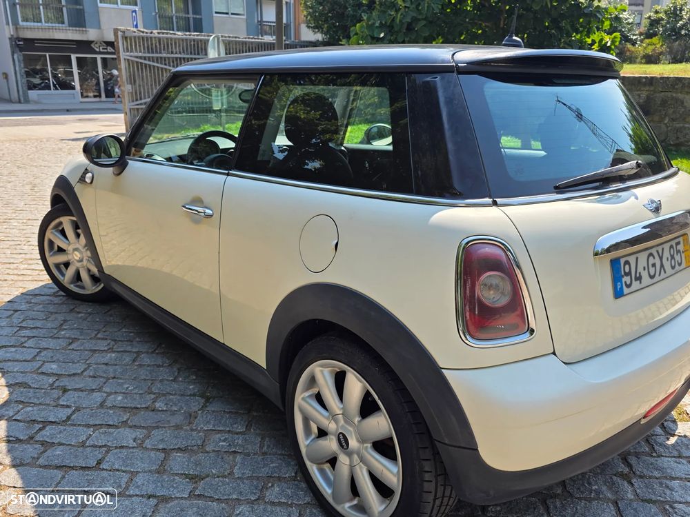 MINI 3 Portas Cooper D - 7