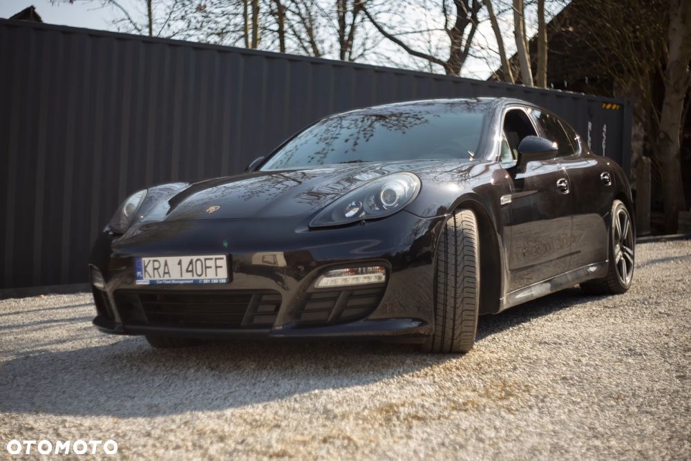 Porsche Panamera 4S PDK - 2