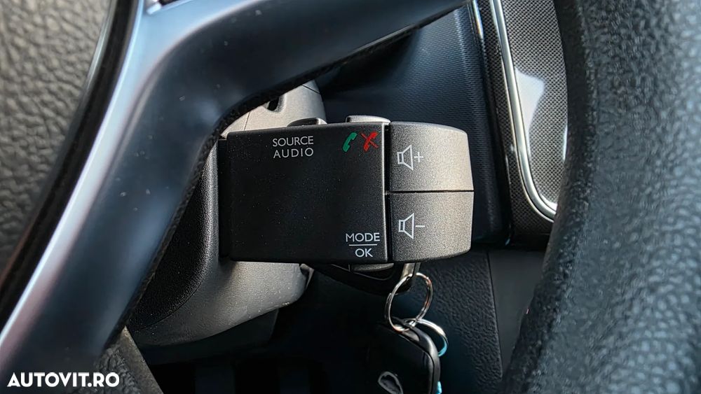 Dacia Sandero SCe 75 Comfort - 30