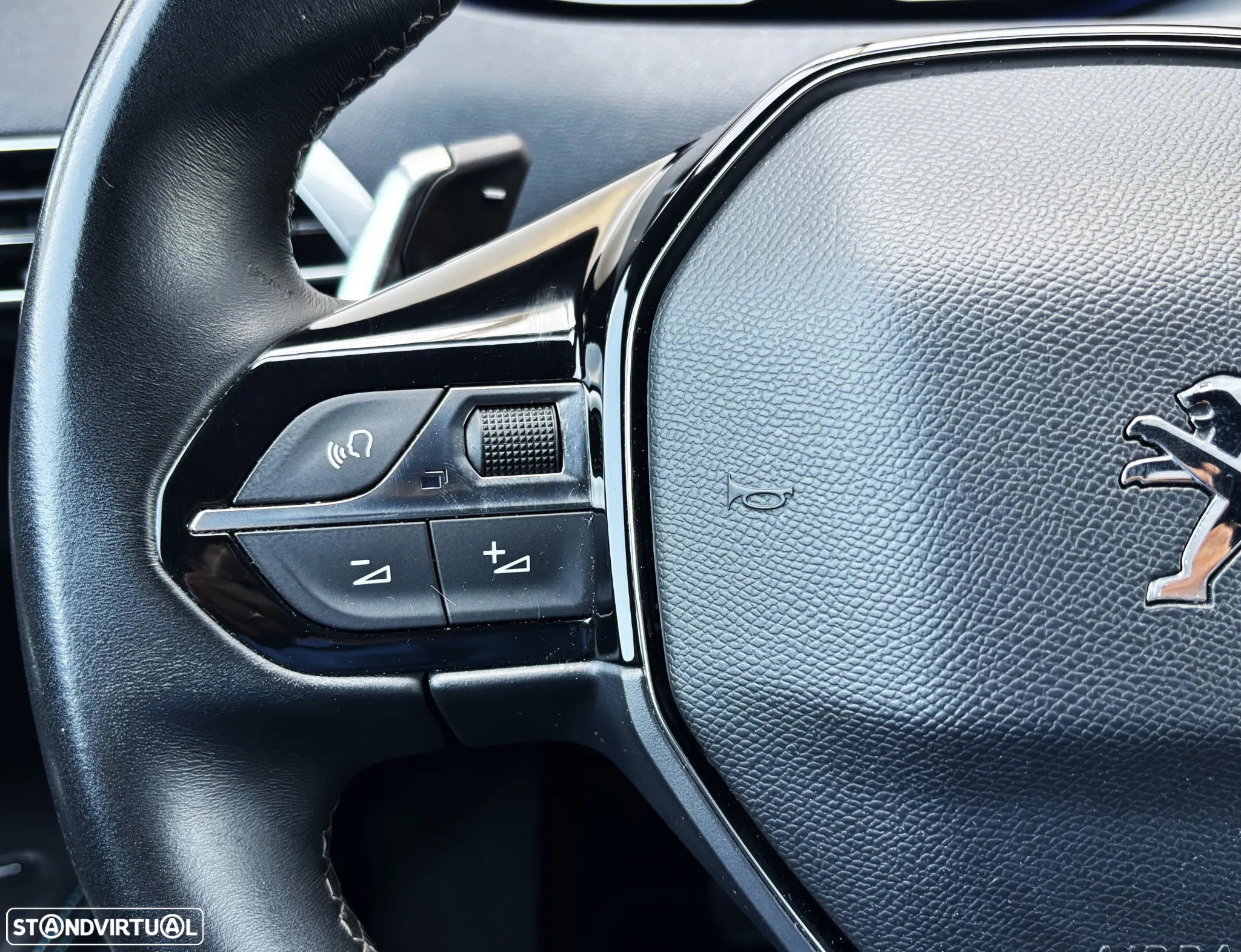 Peugeot 5008 1.5 BlueHDi Allure Pack EAT8 - 19