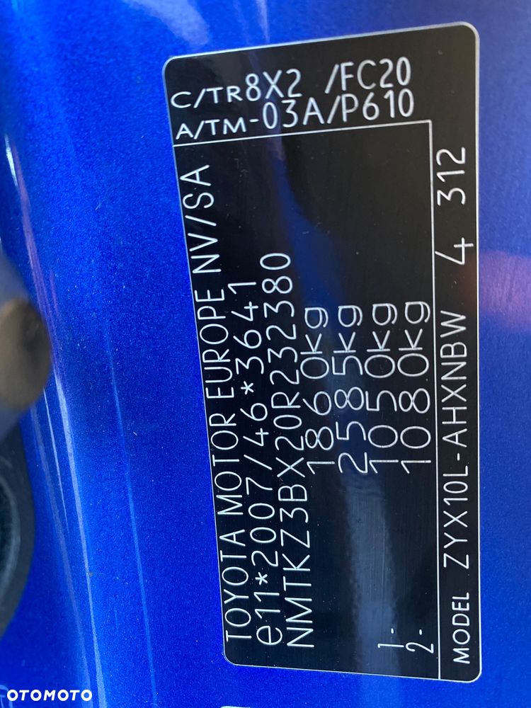 Toyota C-HR 1.8 Hybrid Premium - 26