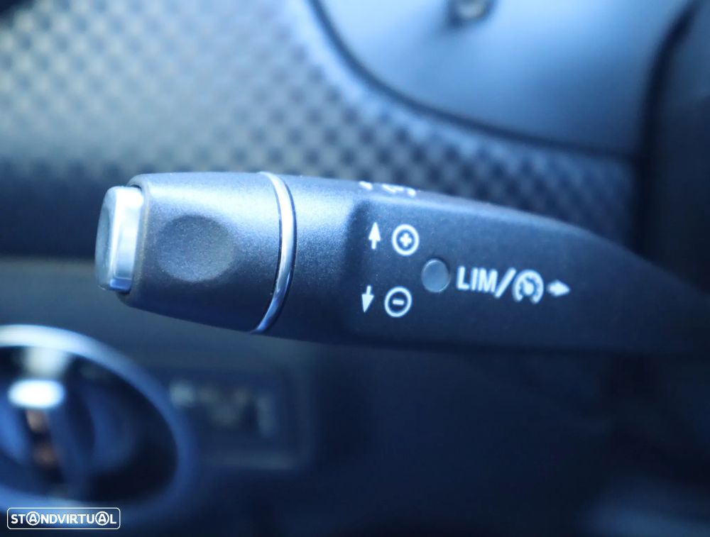 Mercedes-Benz A 180 d Urban - 30