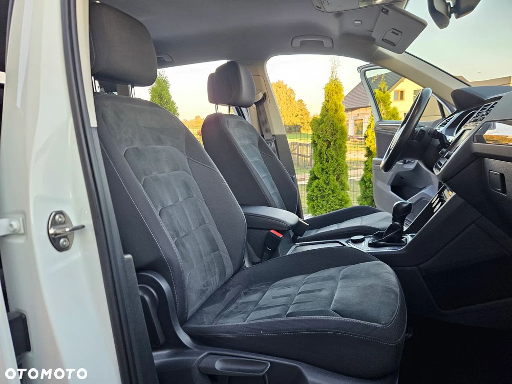 Volkswagen Tiguan - 35