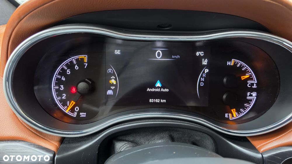 Jeep Grand Cherokee - 20