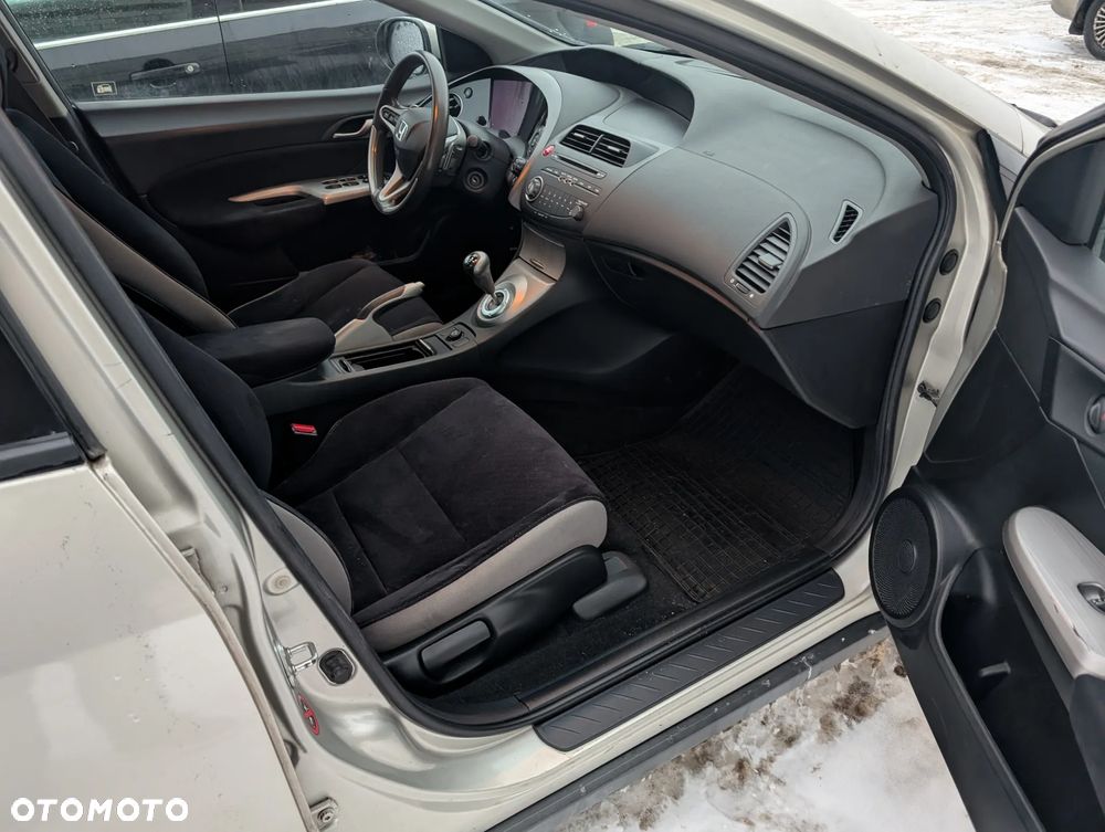 Honda Civic 1.8 Comfort - 15