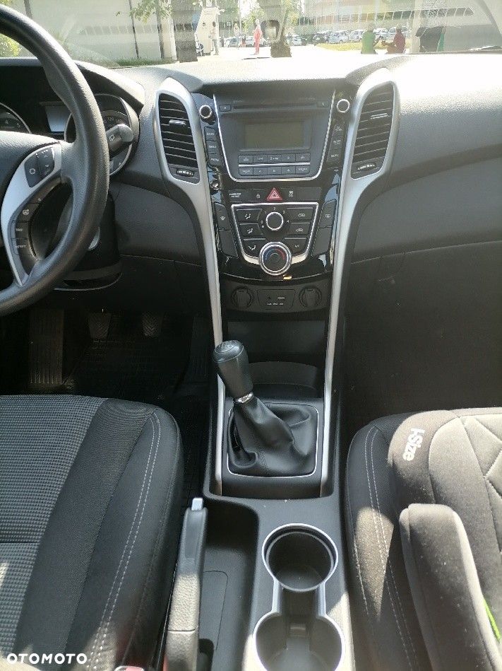 Hyundai i30 1.4 Classic + - 7