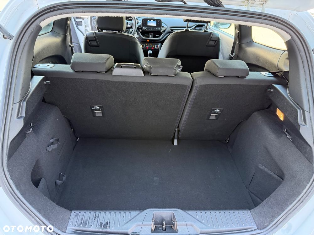 Ford Fiesta 1.1 S&S TREND - 21