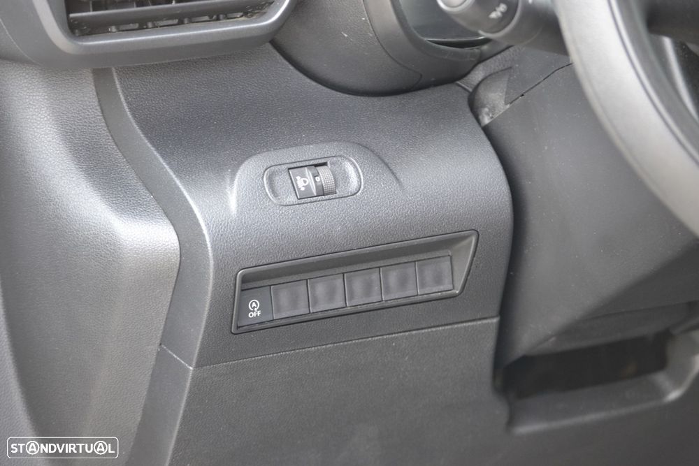 Toyota Proace City 1.5D L1 Comfort com Proteção Interior - 14