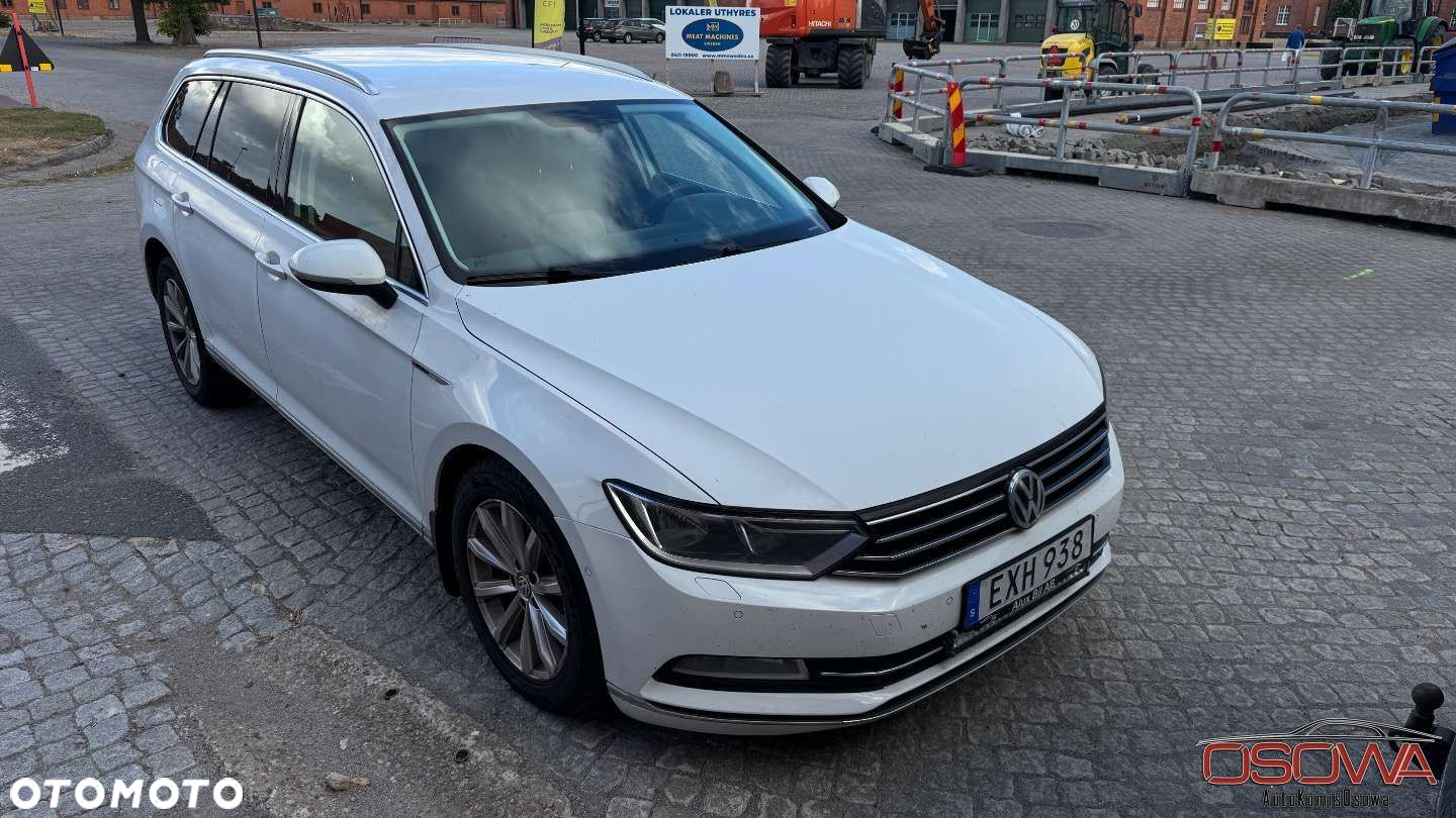 Volkswagen Passat - 11
