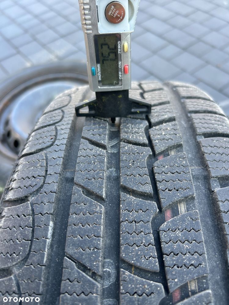 Scenic III 5x114.3 Koła Zimowe NEXEN 205x60x16 7,5mm - 5