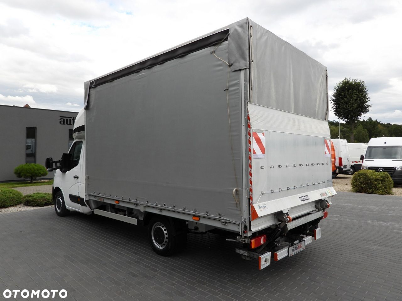Renault MASTER PLANDEKA WINDA 10 PALET WEBASTO TEMPOMAT LEDY KLIMATYZACJA  165KM - 11