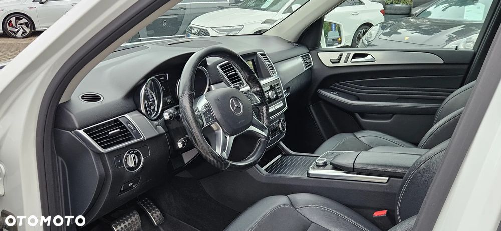Mercedes-Benz ML 250 BlueTec 4-Matic - 27
