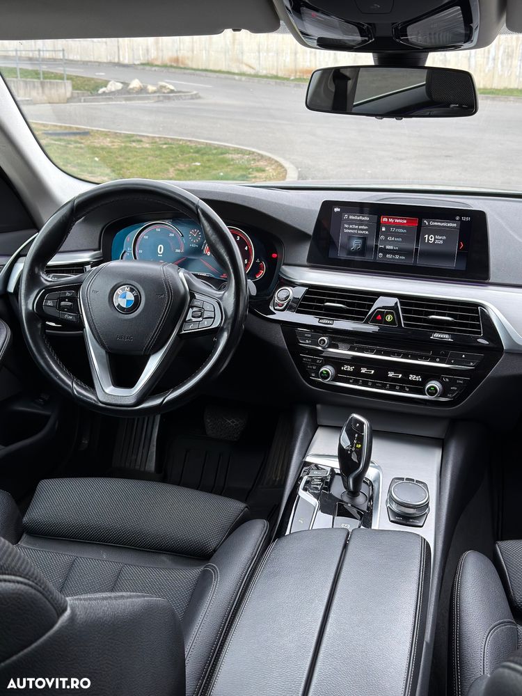 BMW Seria 5 520d Aut. Sport Line - 15