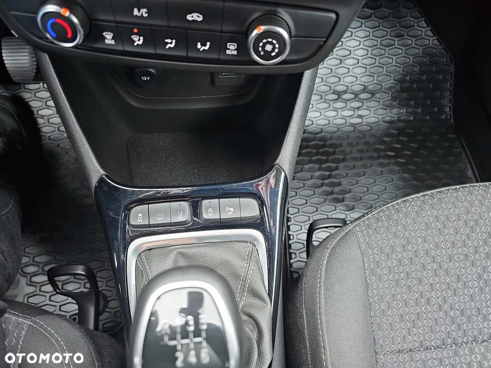 Opel Crossland X - 15