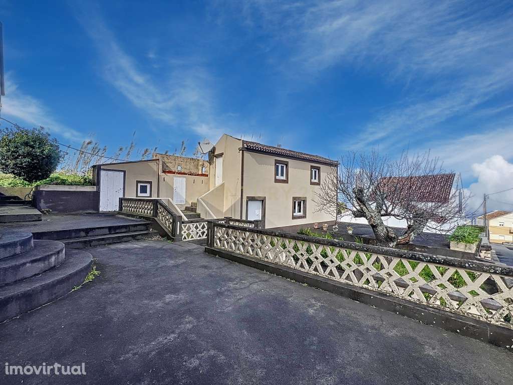 Moradia, 255 m², Remédios - Grande imagem: 3/28