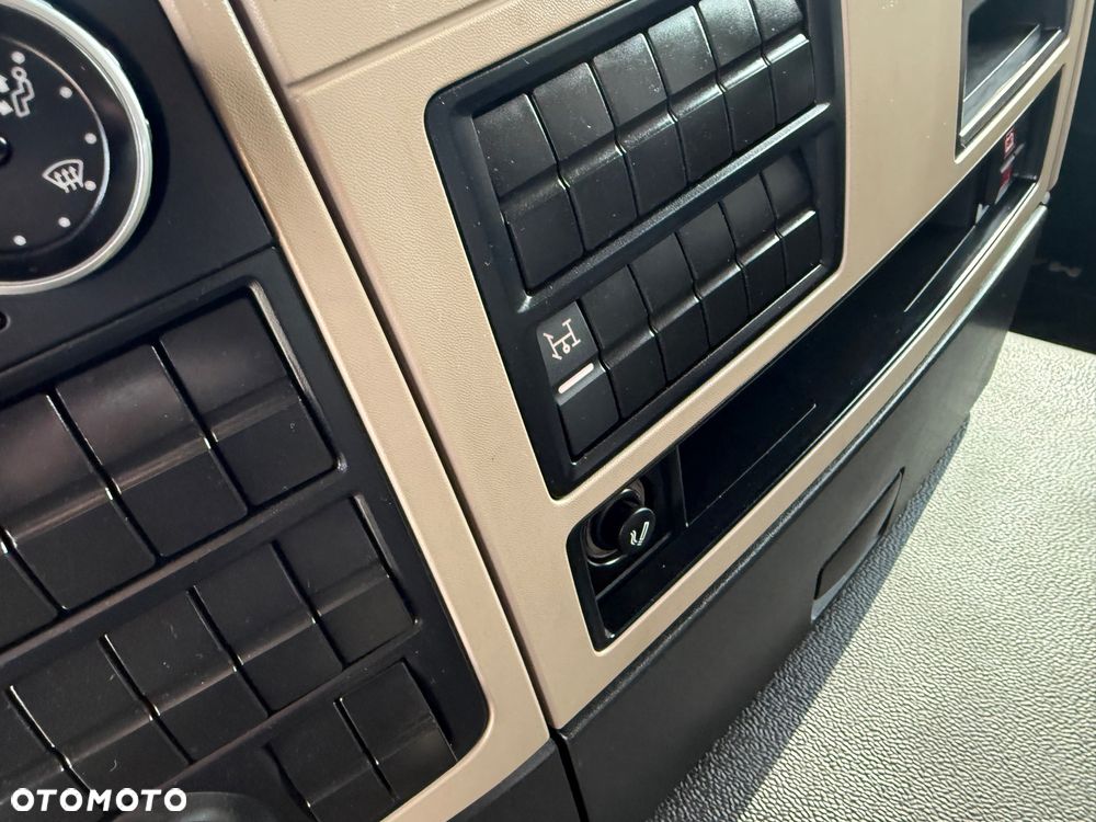 MAN TGS 18.420 / 144 000 KM / PRZYSTAWKA PTO / JAK NOWY / SPROWADZONY / SUPER STAN / / / - 39