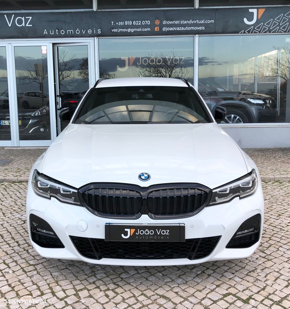 BMW 320 e Pack Desportivo M Auto - 4