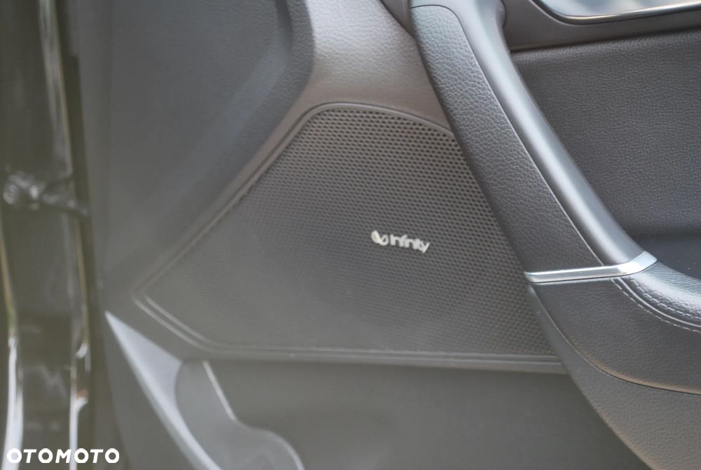 Hyundai i40 Kombi 2.0 Automatik Premium - 19