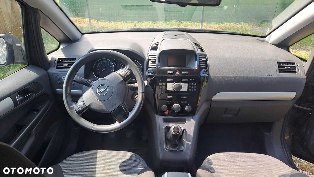 Opel Zafira - 3