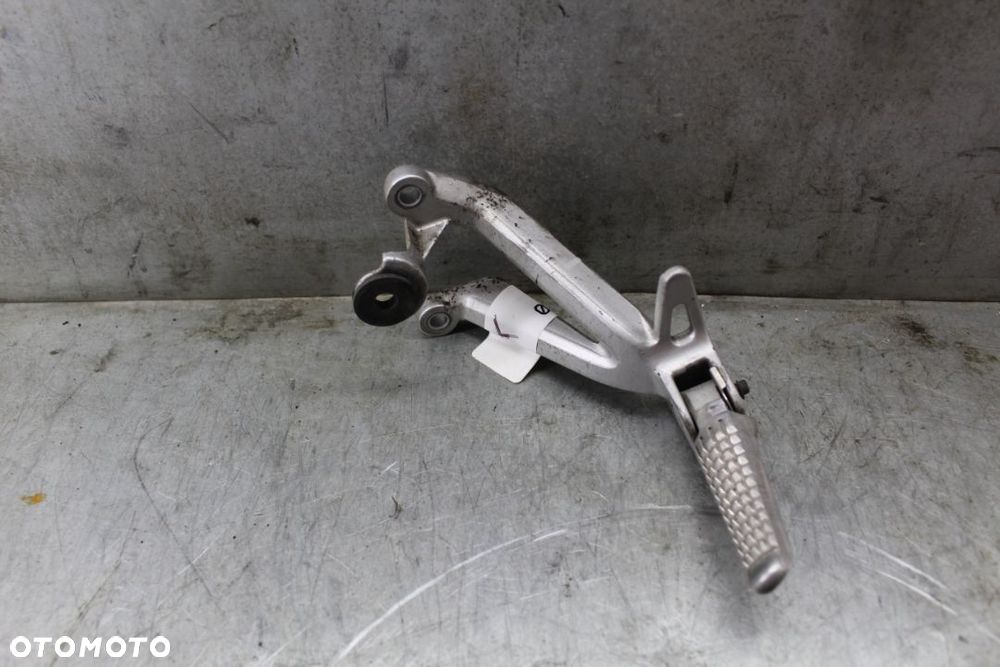 Suzuki GSX-R 600 02r SRAD K1 K2 K3 Set pasażera lewy podnóżek