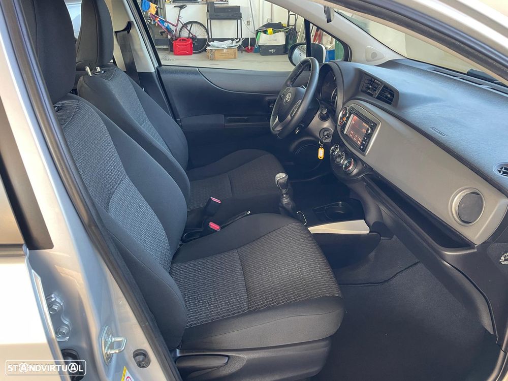 Toyota Yaris 1.4 D-4D AC Manual - 18