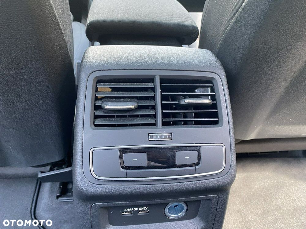 Audi A4 Avant - 16