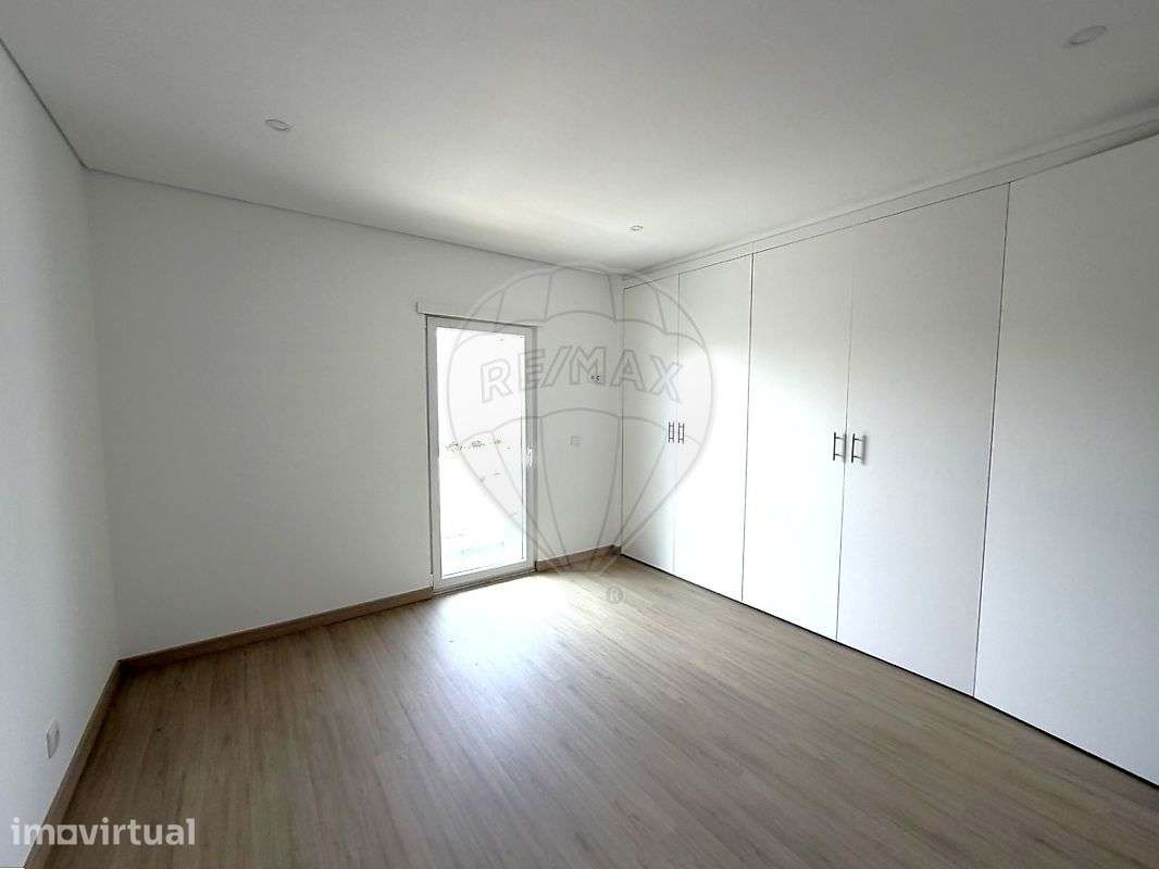 Moradia T3 para arrendamento - Grande imagem: 5/49