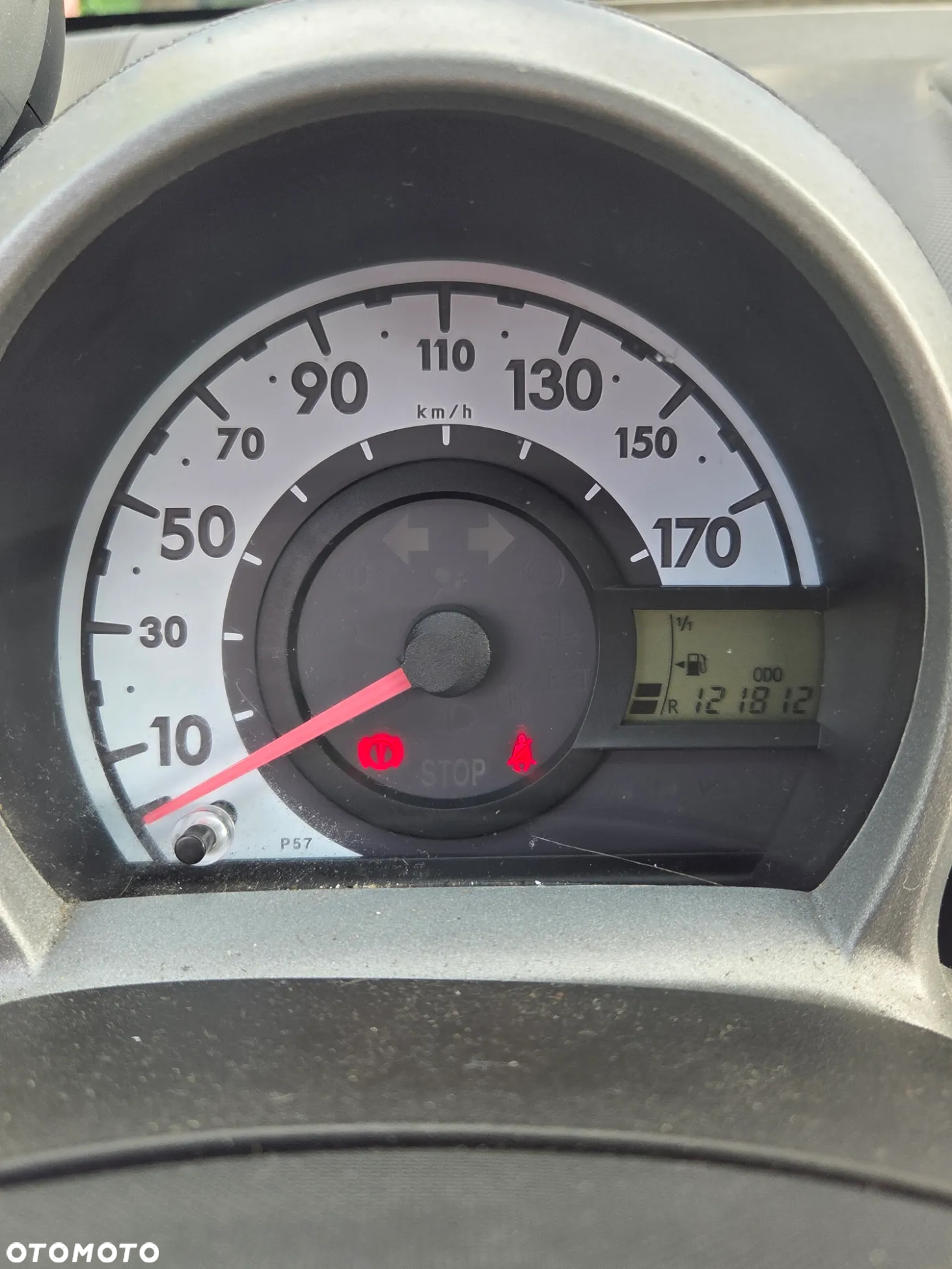 Peugeot 107 1.0 Happy - 2