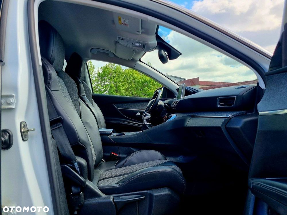 Peugeot 5008 1.5 BlueHDi Allure S&S - 11