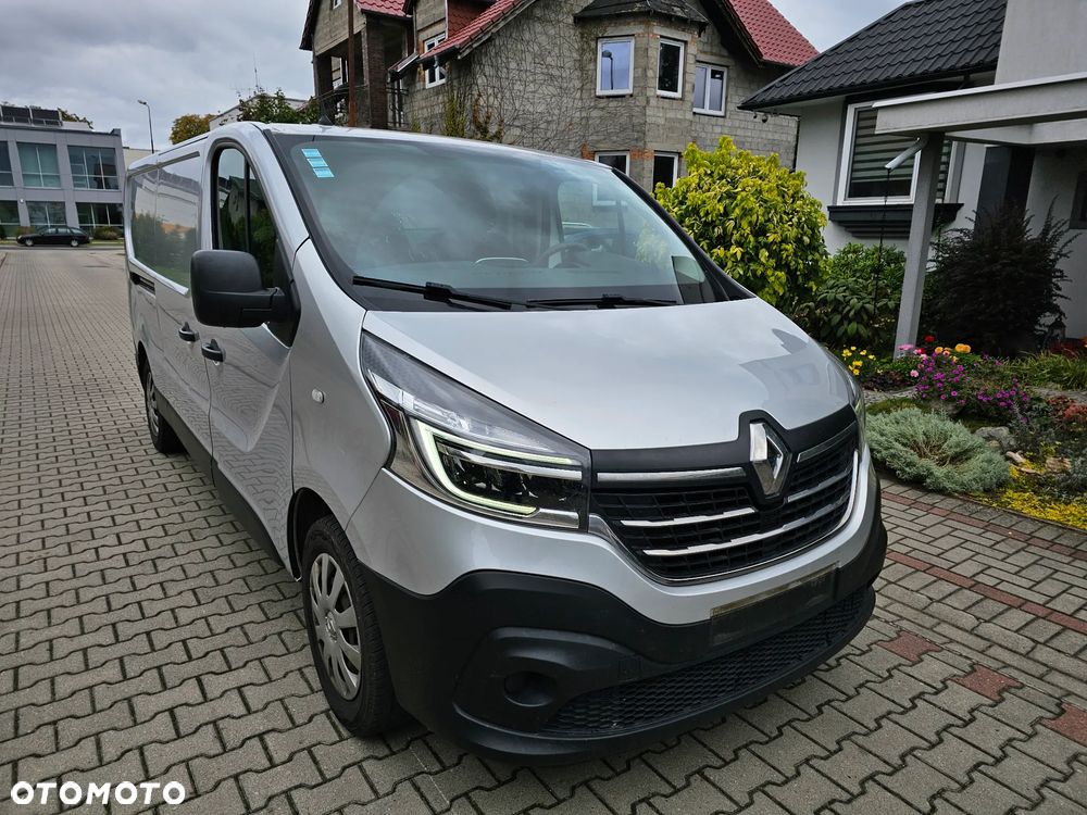 Renault Trafic - 8