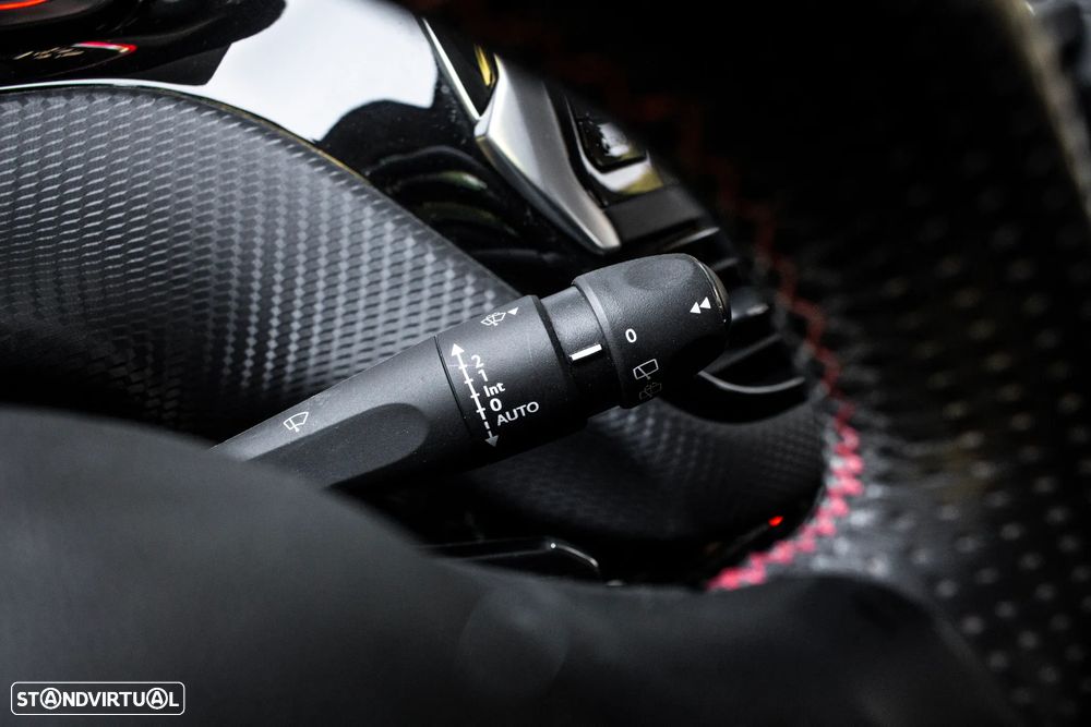 Peugeot 2008 PureTech 110 Stop&Start Allure - 17