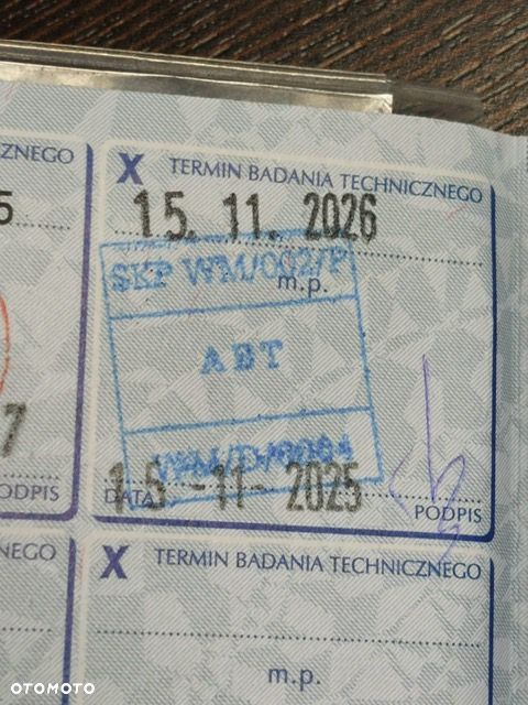 Toyota RAV4 2.0 VVT-i Premium - 37